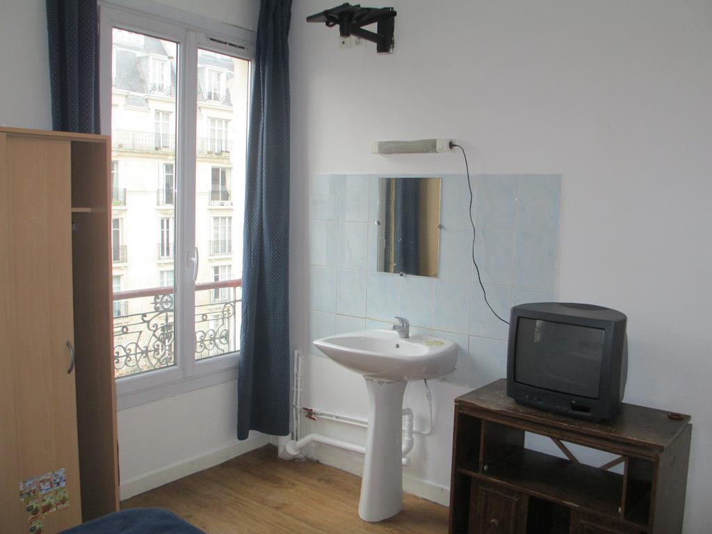 Central Hotel Paris Room photo