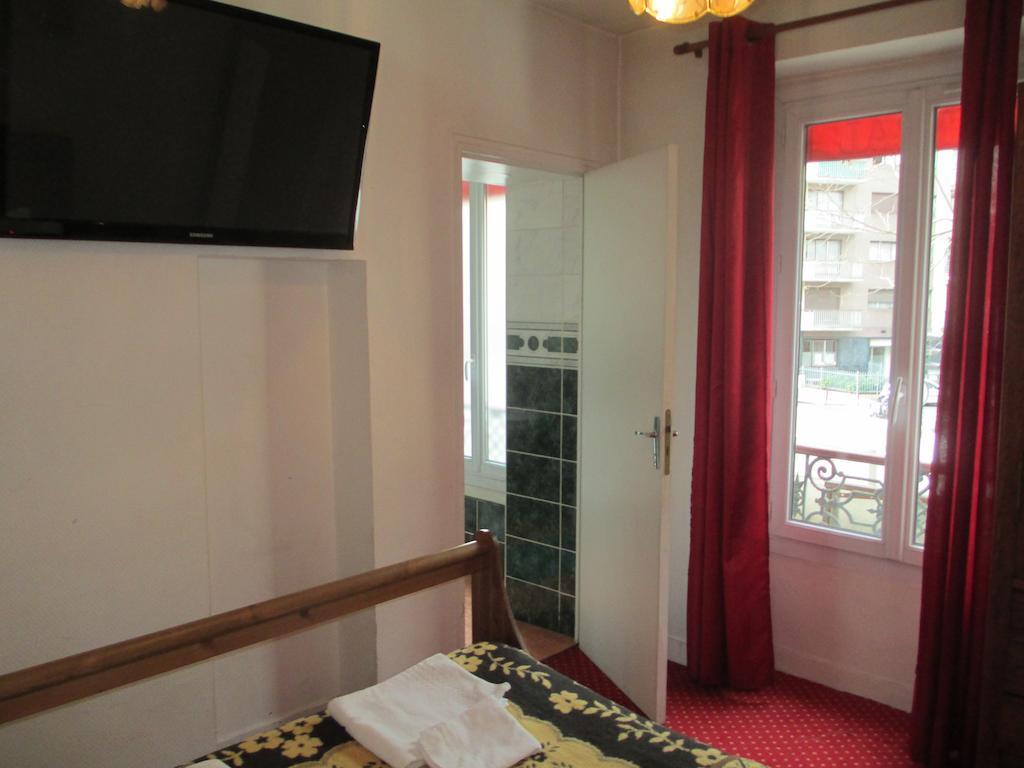 Central Hotel Paris Room photo