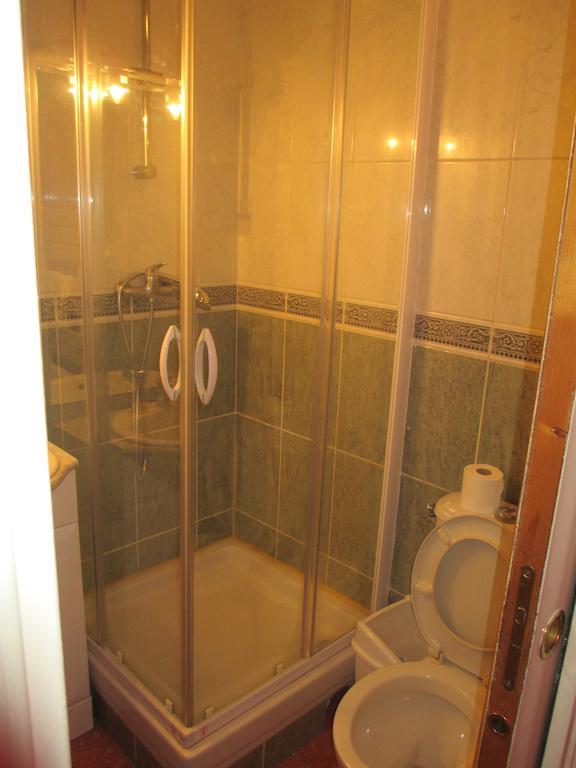 Central Hotel Paris Room photo